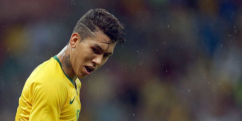 Firmino Merinding Dengar Fans Nyanyikan YNWA Firmino Merinding Dengar Fans Nyanyikan YNWA