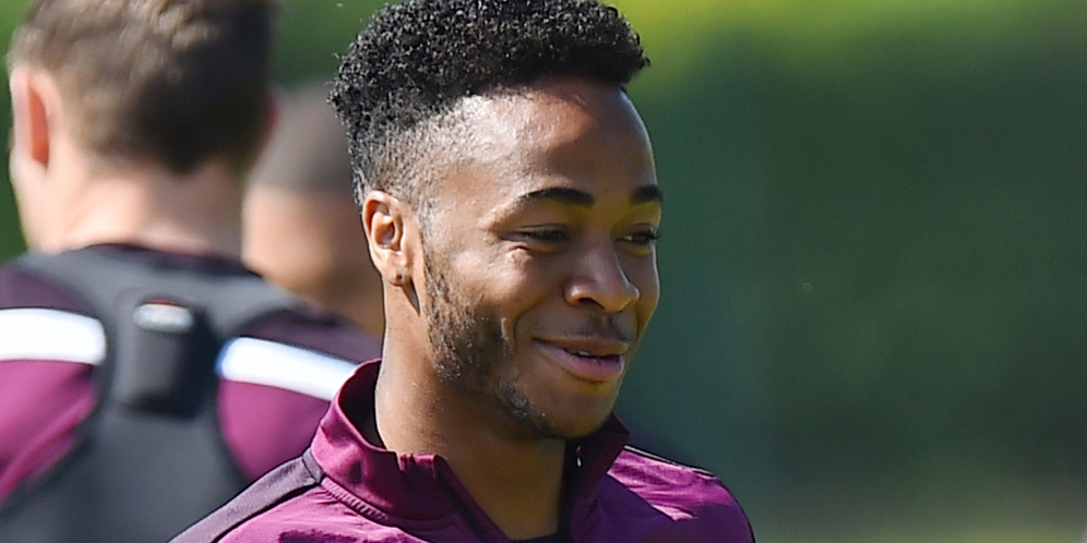 Sterling Akan Catat Debut Lawan Roma Sterling Akan Catat Debut Lawan Roma