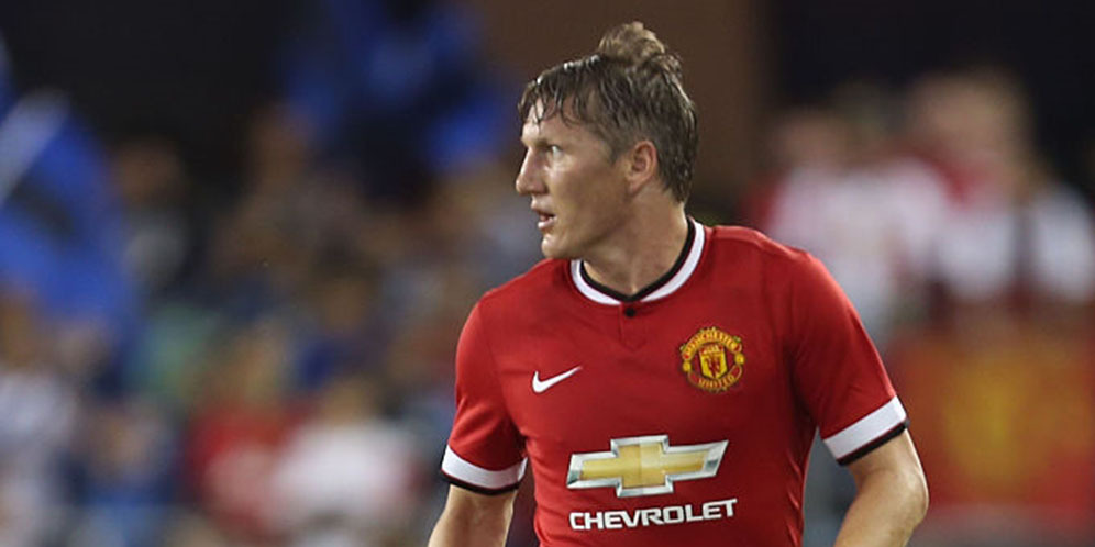 Rooney: Schweinsteiger Pemain Fantastis, Luar Biasa Rooney: Schweinsteiger Pemain Fantastis, Luar Biasa
