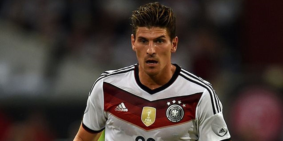 Gomez: Messi dan CR7 Memang Gila 