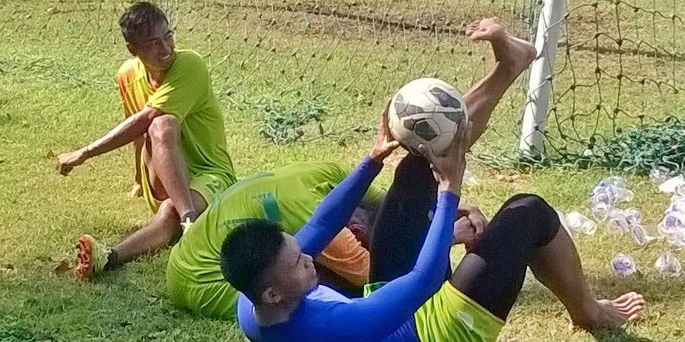 Pemain Muda Persela Berlatih di Persebaya Pemain Muda Persela Berlatih di Persebaya