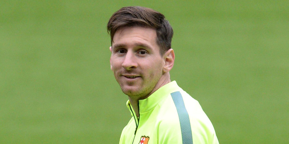 Usai Berlatih, Messi Santai Nikmati Mate Usai Berlatih, Messi Santai Nikmati Mate