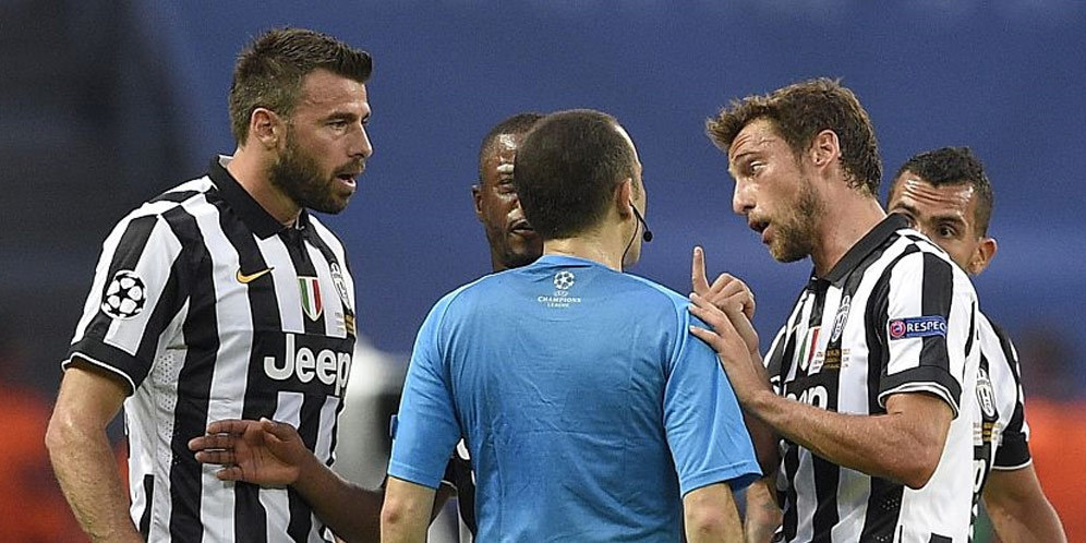 Barzagli Terlalu Berisiko Untuk Supercoppa Barzagli Terlalu Berisiko Untuk Supercoppa