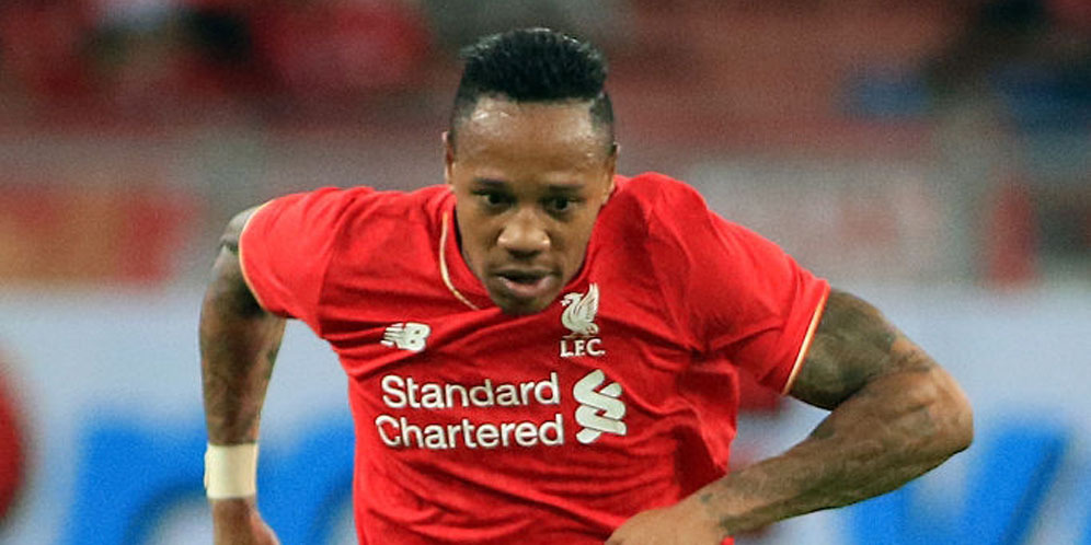 Clyne: Liverpool Penantang Gelar Clyne: Liverpool Penantang Gelar