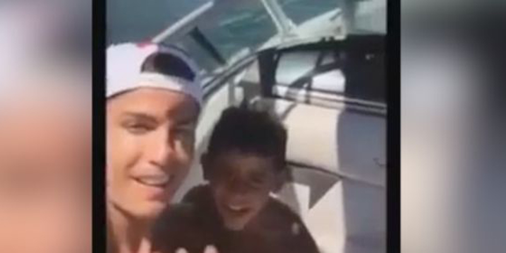 Ronaldo Bagi Kegembiraan Bersama Buah Hati via Video 