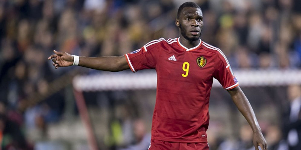 Benteke Ditantang Cetak Minimal 20 Gol di Liverpool Benteke Ditantang Cetak Minimal 20 Gol di Liverpool