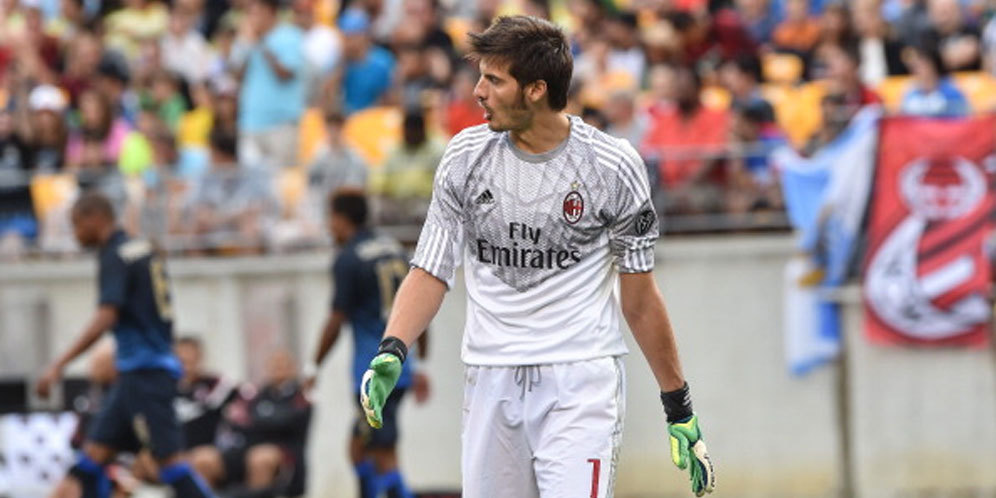 Kiper Milan Diminati Klub Championship Inggris Kiper Milan Diminati Klub Championship Inggris