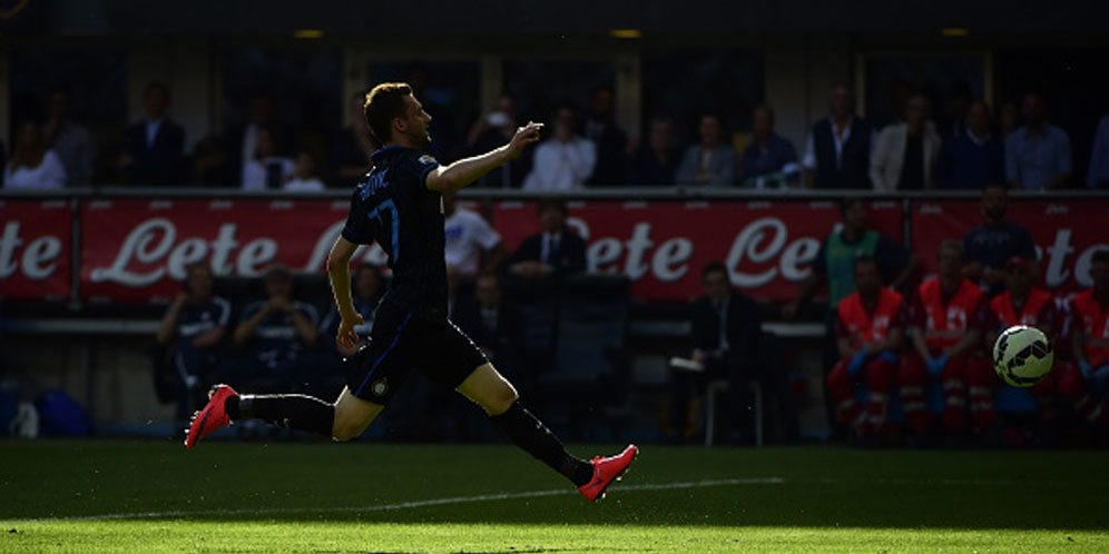 Brozovic Bantah Berseteru Dengan Mancini Brozovic Bantah Berseteru Dengan Mancini