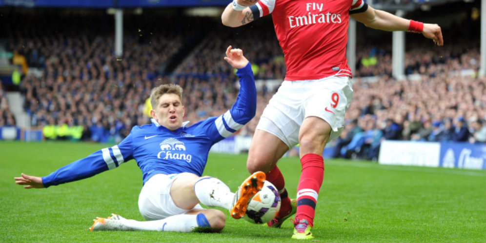 Dua Musim Lagi, Stones Tinggalkan Everton Dua Musim Lagi, Stones Tinggalkan Everton