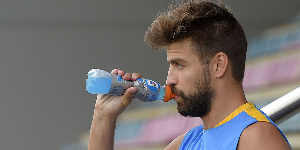 Augsburg Umumkan 'Transfer' Pique Augsburg Umumkan 'Transfer' Pique