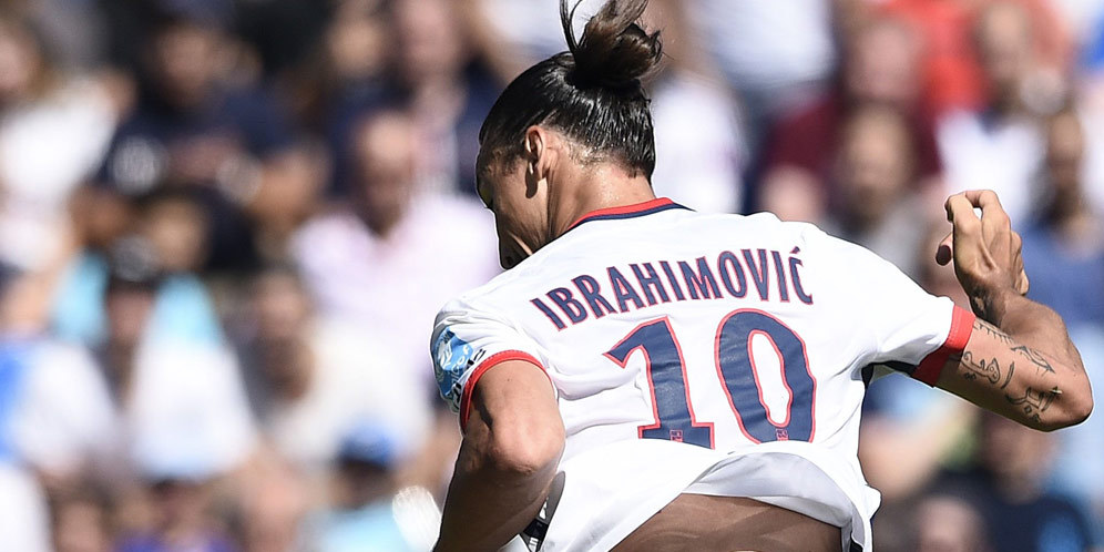 Berlusconi: Milan Setia Menunggu Ibra Berlusconi: Milan Setia Menunggu Ibra