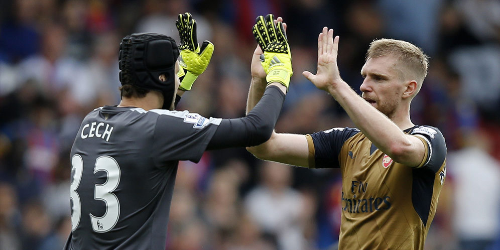 Mertesacker: Kalah Dari West Ham Bukti EPL Kompetisi Besar Mertesacker: Kalah Dari West Ham Bukti EPL Kompetisi Besar