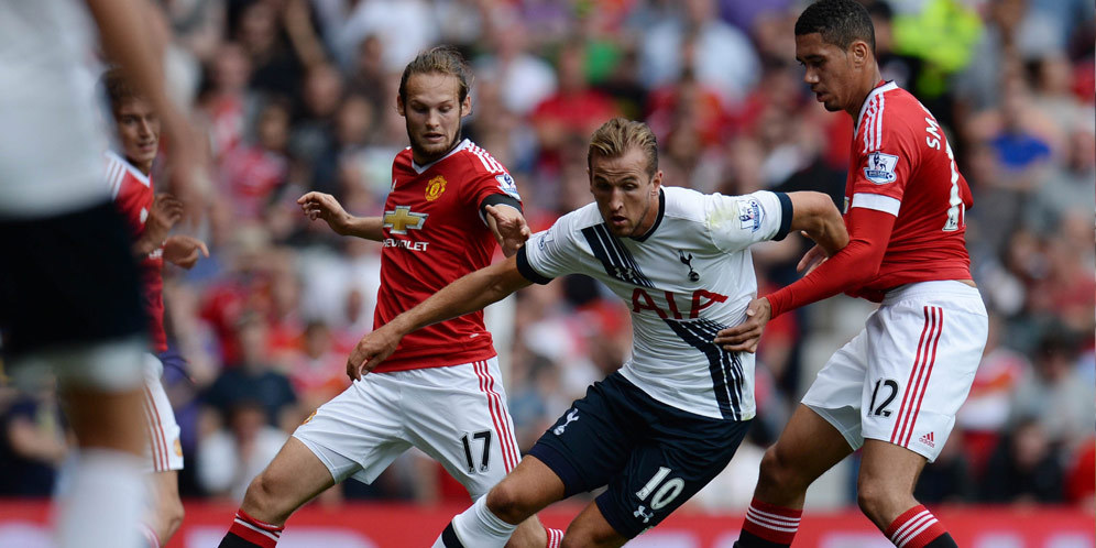 Smalling Merasa Nyaman Duet Dengan Blind Smalling Merasa Nyaman Duet Dengan Blind