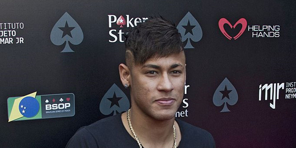 Neymar Ketagihan Main Poker