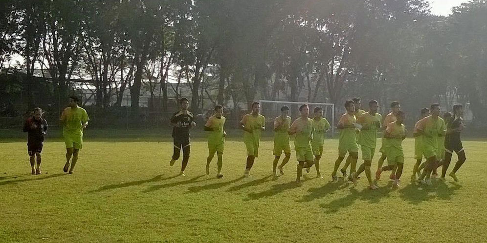Persebaya United Peringatkan Ilham dan Fauzan Persebaya United Peringatkan Ilham dan Fauzan
