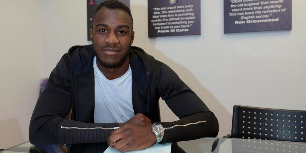 West Ham Resmikan Transfer Michail Antonio West Ham Resmikan Transfer Michail Antonio