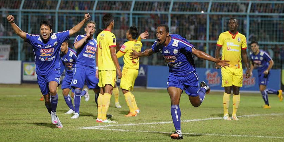 Bekuk Sriwijaya FC, Arema Kuasai Puncak Grup Bekuk Sriwijaya FC, Arema Kuasai Puncak Grup