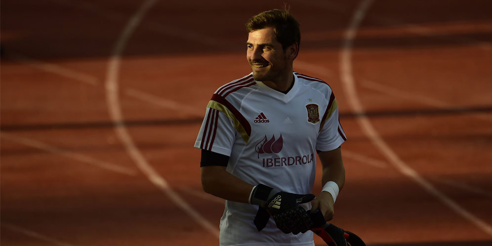Spanyol Kembali Puncaki Klasemen, Casillas Bahagia Spanyol Kembali Puncaki Klasemen, Casillas Bahagia
