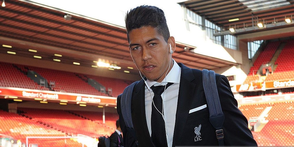 Aldridge Bingung Dengan Peran Firmino Aldridge Bingung Dengan Peran Firmino