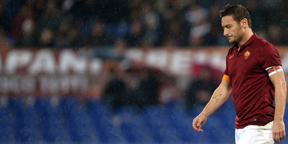 Tommasi: Totti Bukan Lagi Pilihan Utama di Roma Tommasi: Totti Bukan Lagi Pilihan Utama di Roma