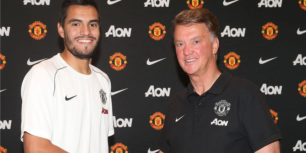 Romero Akui Kesulitan Dapatkan Klub Baru Sebelum Gabung MU Romero Akui Kesulitan Dapatkan Klub Baru Sebelum Gabung MU