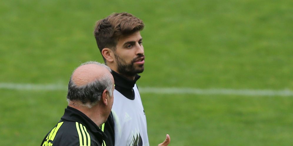 Del Bosque: Pique Spesial dan Kita Harus Membelanya Del Bosque: Pique Spesial dan Kita Harus Membelanya