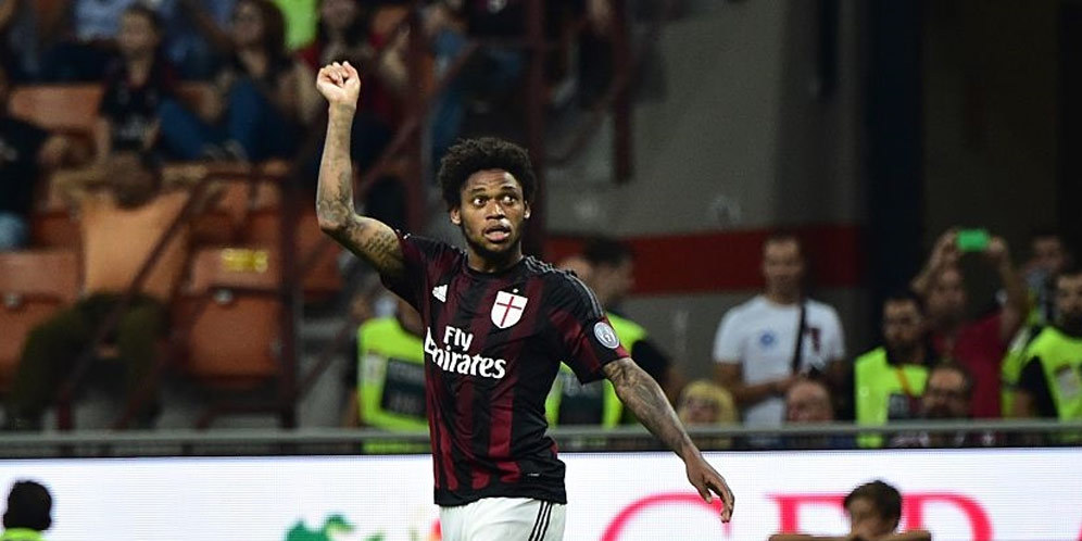 Adriano Inginkan Tridente Dengan Balotelli dan Bacca Adriano Inginkan Tridente Dengan Balotelli dan Bacca