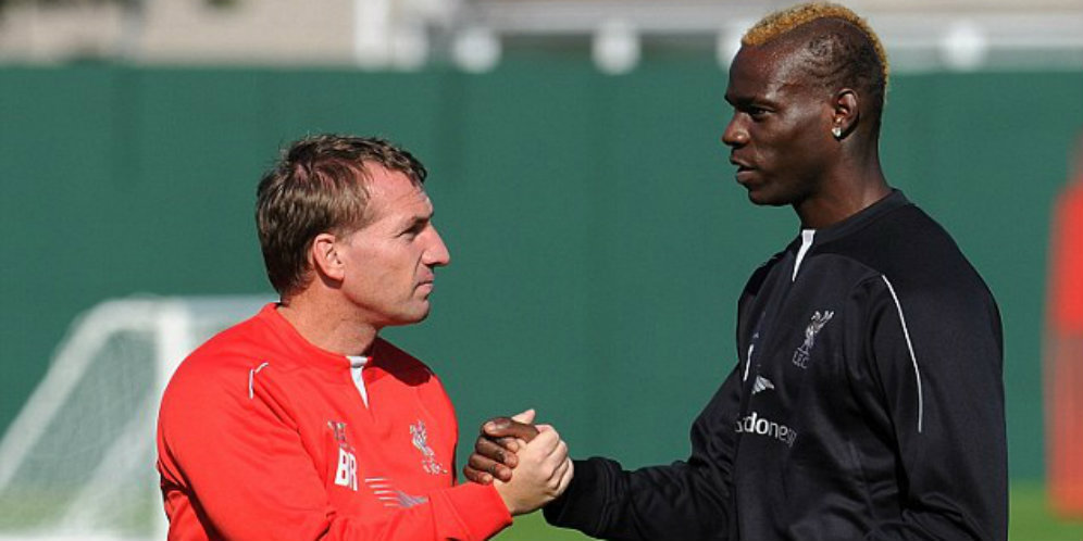 Gerrard: Balotelli & Rodgers Langsung Berkonflik di Hari Pertama Gerrard: Balotelli & Rodgers Langsung Berkonflik di Hari Pertama