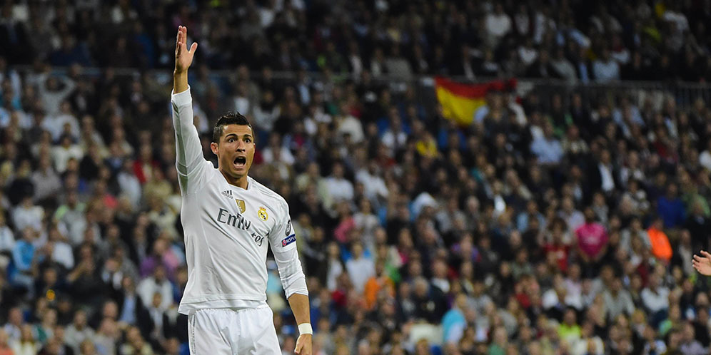 Ronaldo Senang Lewati Messi di Daftar Top Skorer