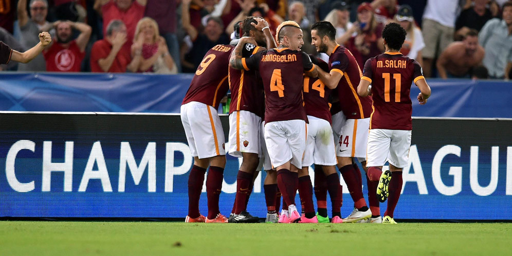 Kompak, Kunci AS Roma Redam Agresivitas Barcelona Kompak, Kunci AS Roma Redam Agresivitas Barcelona