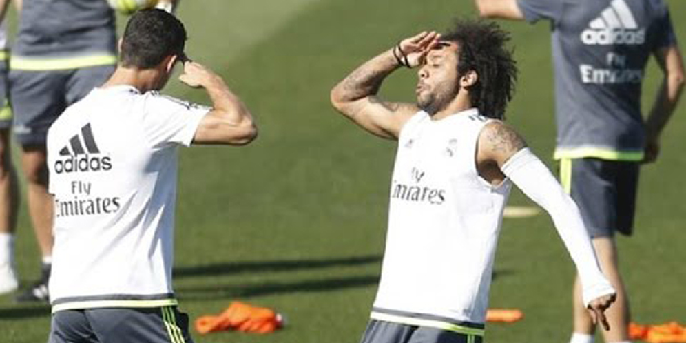 Inilah Jabat Tangan Rahasia Ronaldo dan Marcelo Inilah Jabat Tangan Rahasia Ronaldo dan Marcelo