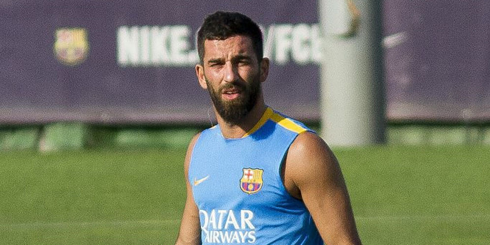 Direktur Barca: Mungkin Saja Turan Bisa Bermain Direktur Barca: Mungkin Saja Turan Bisa Bermain