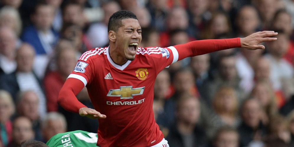 Smalling Ingin Balas Kepercayaan Van Gaal Smalling Ingin Balas Kepercayaan Van Gaal