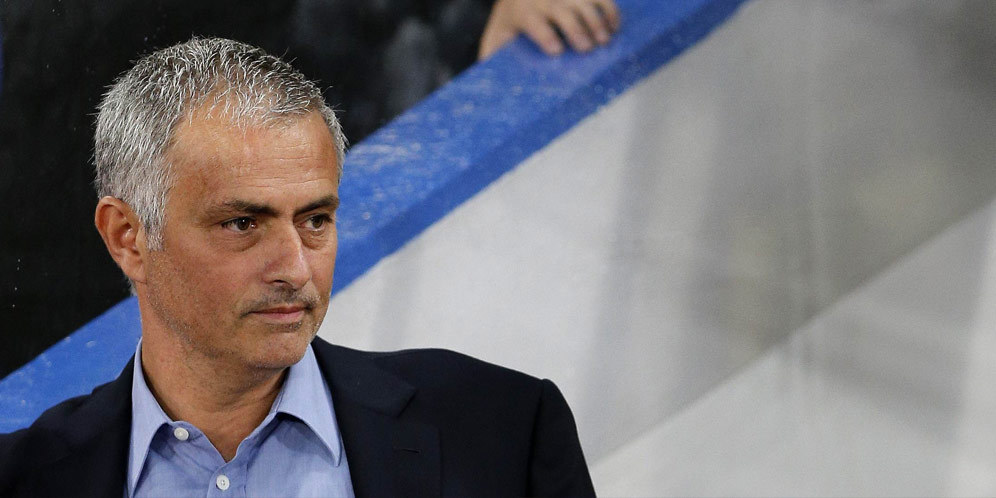 Chelsea Buruk, Mourinho Kehabisan Akal Rotasi Skuat Chelsea Buruk, Mourinho Kehabisan Akal Rotasi Skuat