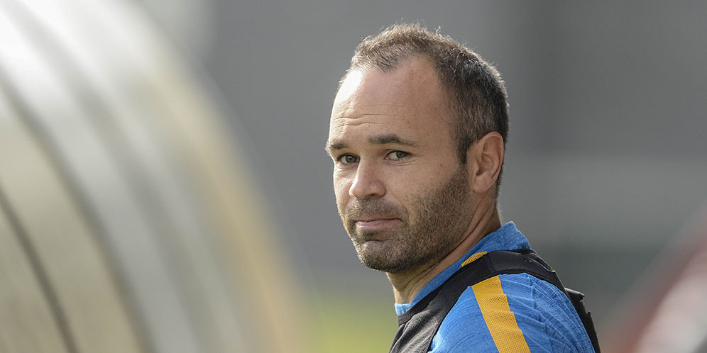 Iniesta Bersumpah Bakal Kembali Lebih Kuat Iniesta Bersumpah Bakal Kembali Lebih Kuat