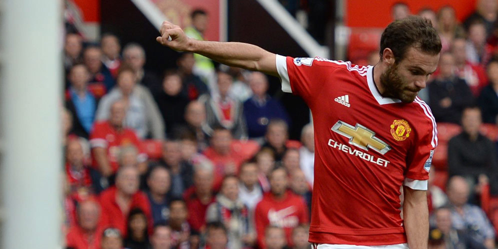 Luar Biasa! Inilah Free Kick Ciamik Juan Mata Tanpa Mata Luar Biasa! Inilah Free Kick Ciamik Juan Mata Tanpa Mata