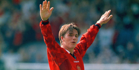Beckham Kenang Laga Debutnya Bersama MU di Old Trafford Beckham Kenang Laga Debutnya Bersama MU di Old Trafford