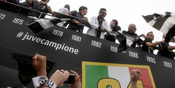 Reaksi Pencapaian Scudetto Juve di Musim 2012-13 Reaksi Pencapaian Scudetto Juve di Musim 2012-13