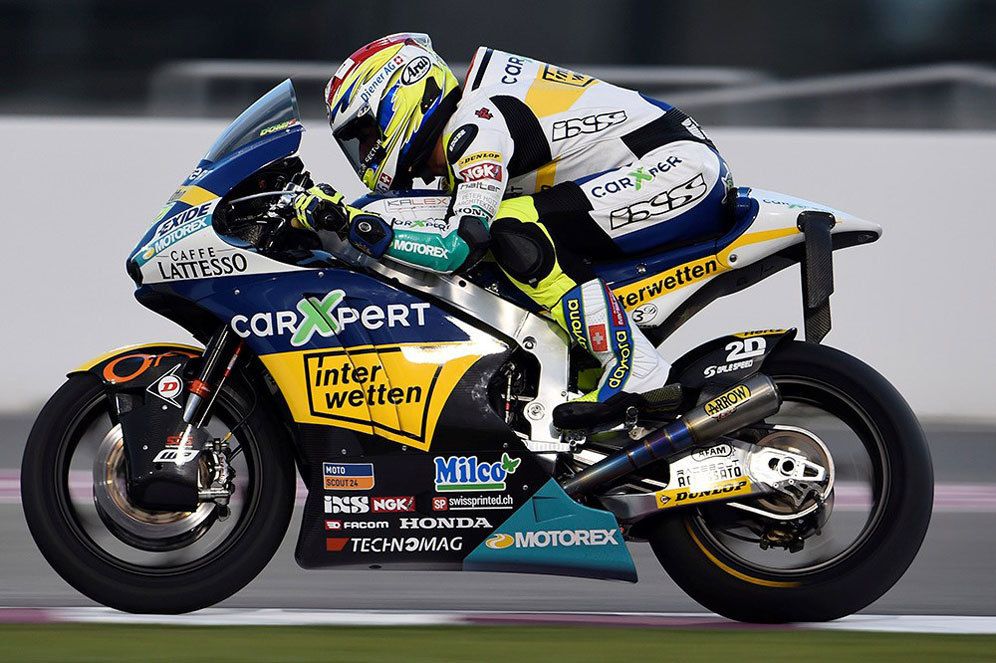 Dominique Aegerter dengan winglet pada ekor motor Kalex miliknya. (c) MCN