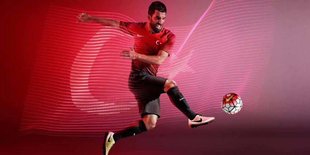 Detail Jersey Spiderman Turki Untuk Euro 2016