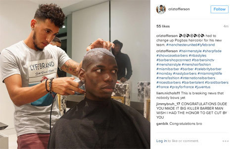 Postingan sang penata rambut bersama Pogba.