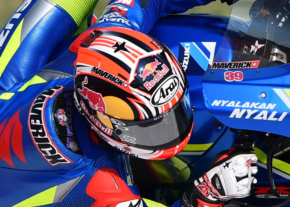 Desain helm 2016 milik Maverick Vinales. (c) AFP