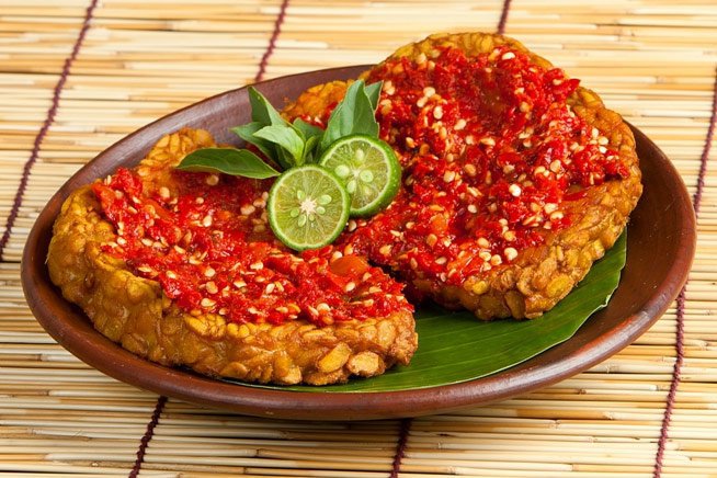 Tempe penyet (c) kulinersehat.com