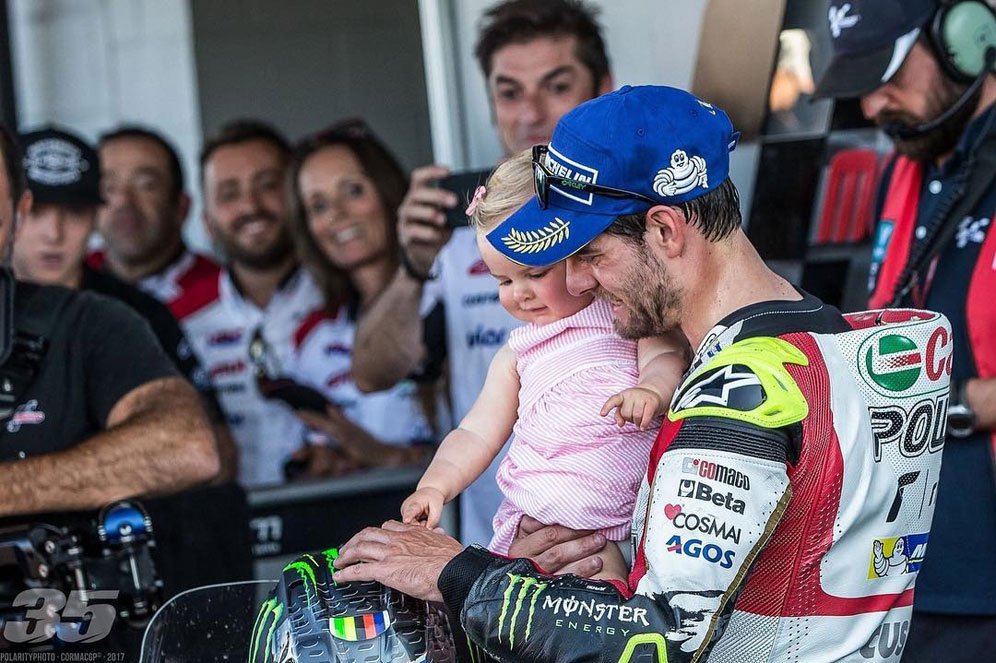 Cal dan Willow Crutchlow (c) Instagram/Cal Crutchlow
