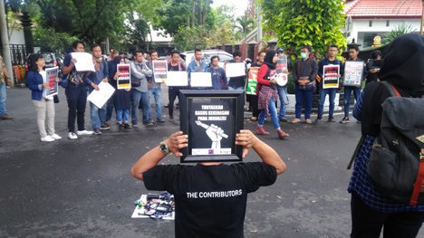Suasana Aksi Simpatik Jurnalis Kota Malang (c) Dendy Gandakusumah
