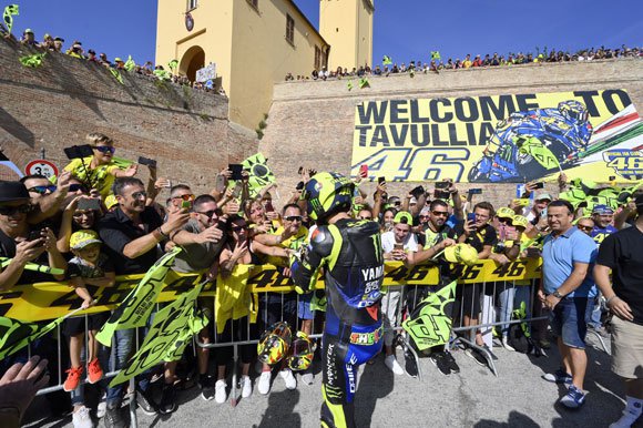 Pebalap Monster Energy Yamaha, Valentino Rossi (c) Yamaha