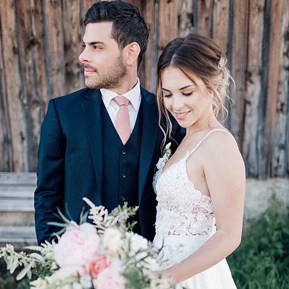 Pasangan suami-istri, Kevin Volland dan Katja Volland. (c) pompomblossom