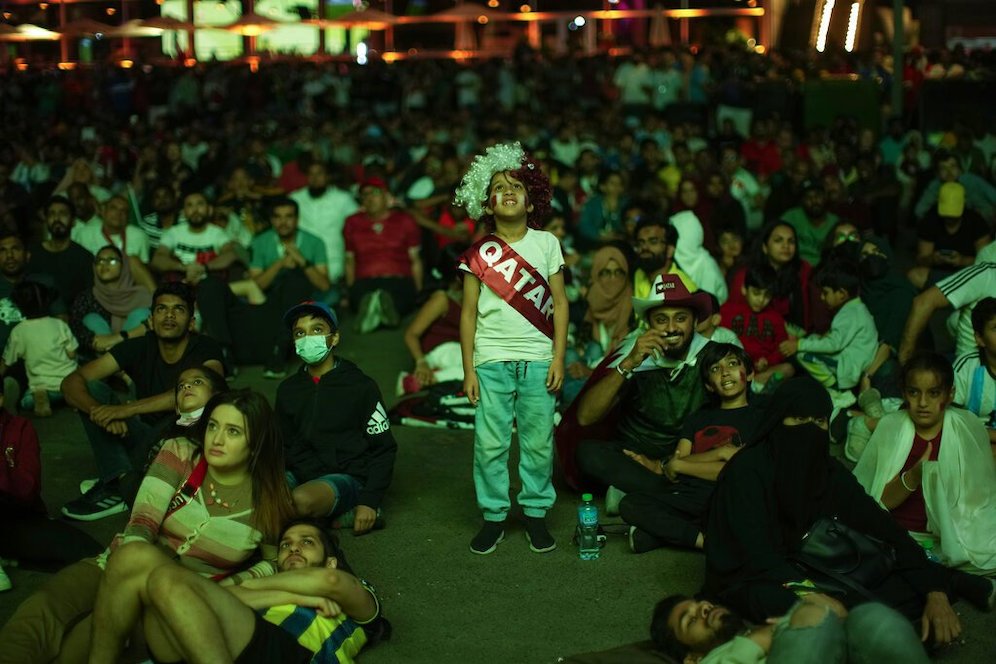 Suasana di fan zone saat laga pembuka Piala Dunia 2022 antara Qatar vs Ekuador (c) AP Photo/Francisco Seco