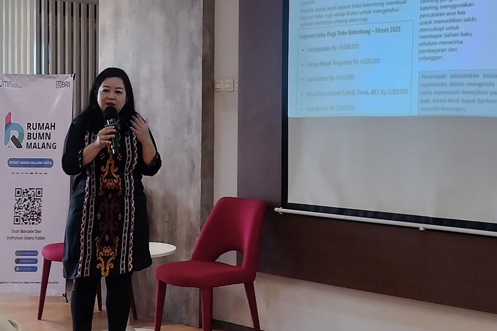 Pemaparan materi yang sederhana dan aplikatif disampaikan oleh Dwi Ekasari Harmadji. (c) Nexify/Afdholud Dzikry