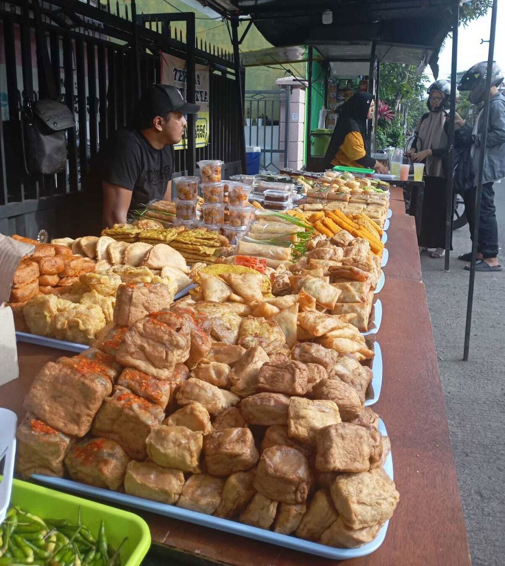 Fariz Ceriza ketika mengikuti acara bazar sebuah event di Kota Malang (c) Dok. Fariz Ceriza